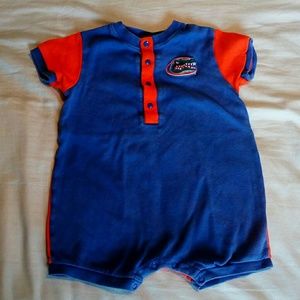 Boys Girls 24 Months Florida Gators UF Onesie